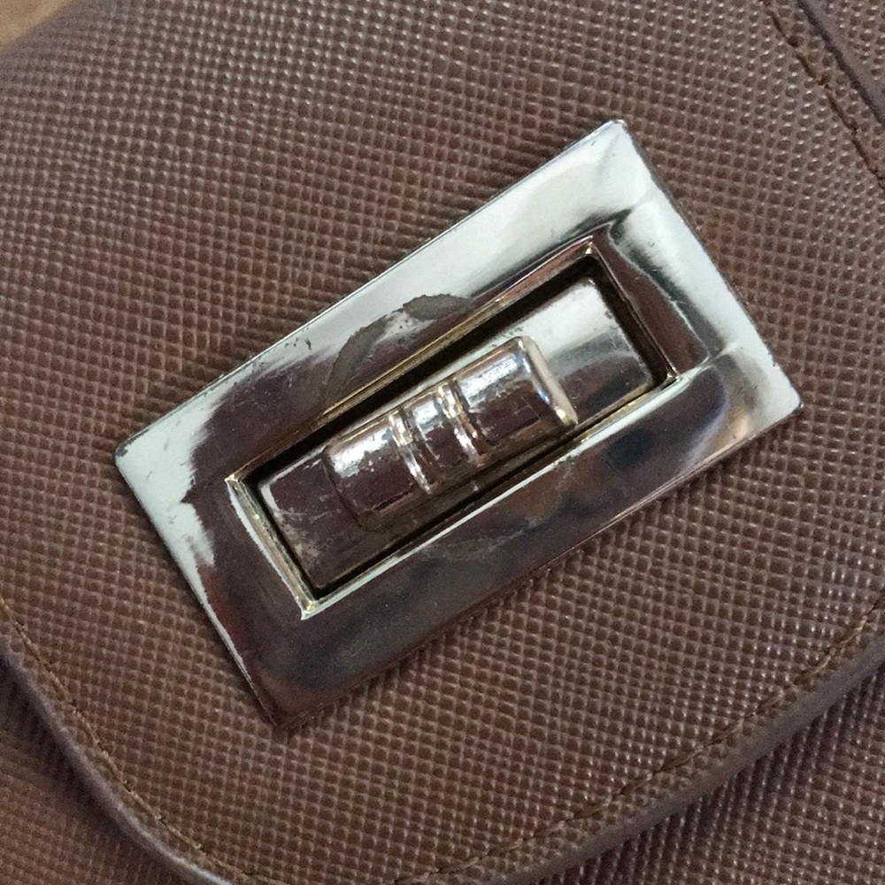 Designer Style Wallet - Picture 2 of 5